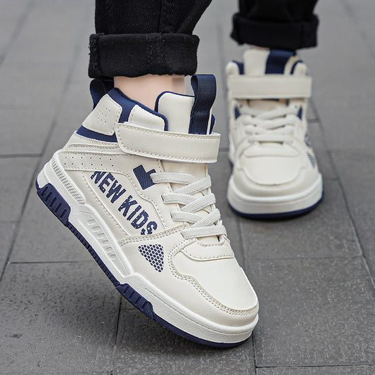 trendy-threeads Outdoor Sneakers