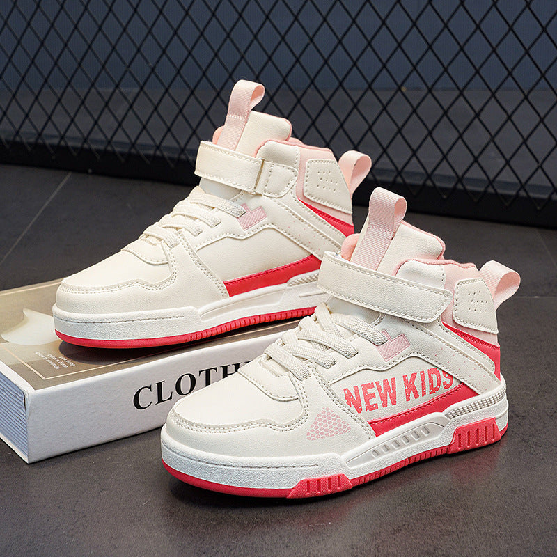 trendy-threeads Outdoor Sneakers