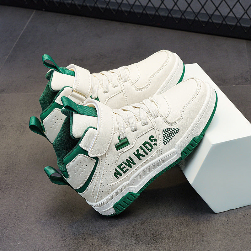 trendy-threeads Outdoor Sneakers